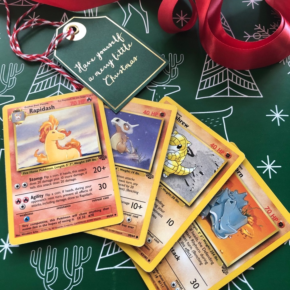 Vintage 90’s Pokémon trading cards 25 pack